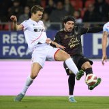 Joël Schmied (à gauche) et le FC Sion retrouveront Enzo Crivelli et Servette samedi soir à Genève.